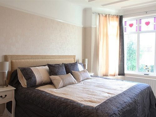 Bed and Breakfast Langdale House Сент-Остел Экстерьер фото